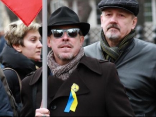 За турне к украинским силовикам Макаревича лишат госнаград РФ