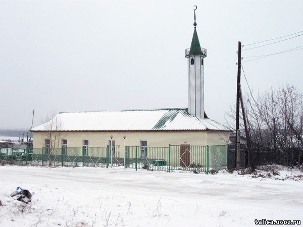 Мусульманскую общину Урала на юбилей хотят лишить мечети в бараке