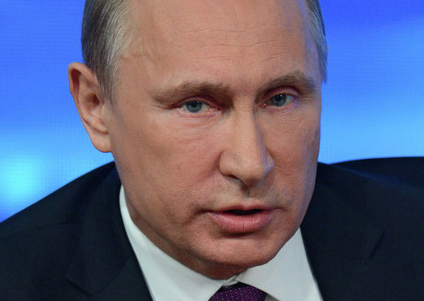 Путин об отношениях с Западом: медведя хотят посадить на цепь и сделать чучело