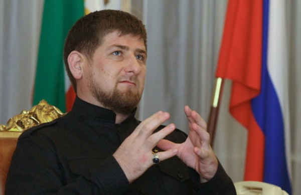 Кадыров подверг сомнению официальную версию теракта в Париже