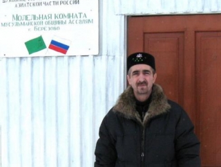 В ХМАО духовного лидера мусульман вызвали в полицию по делу о поджоге православной школы