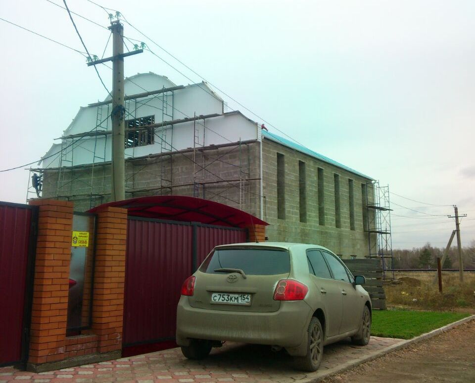В Белово дом мусульманина принимают за мечеть