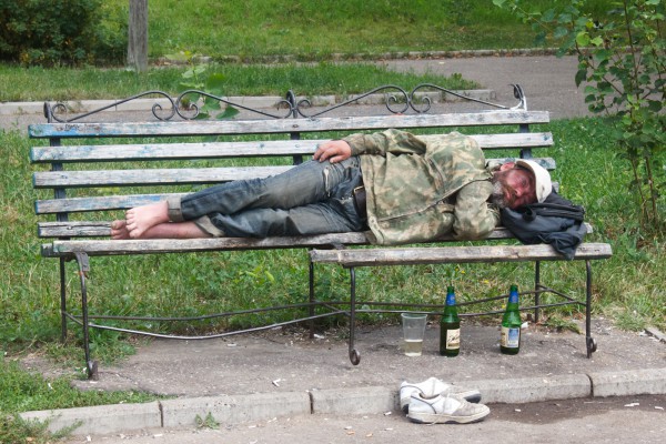 Москву ожидает нашествие бомжей – эксперты