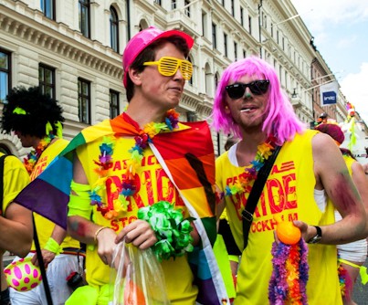 Парад целующихся геев в мусульманских кварталах: будет жарко