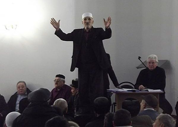 В Кургане не пришли к согласию по кандидатуре имама соборной мечети