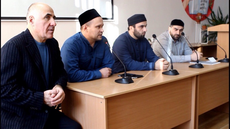 Сибирские имамы встретились со студентами
