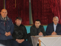Участники схода