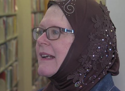 Христианка шокировала свою церковь, надев хиджаб