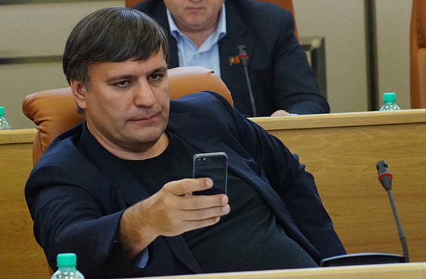 Оскорбивший Кадырова депутат оконфузился