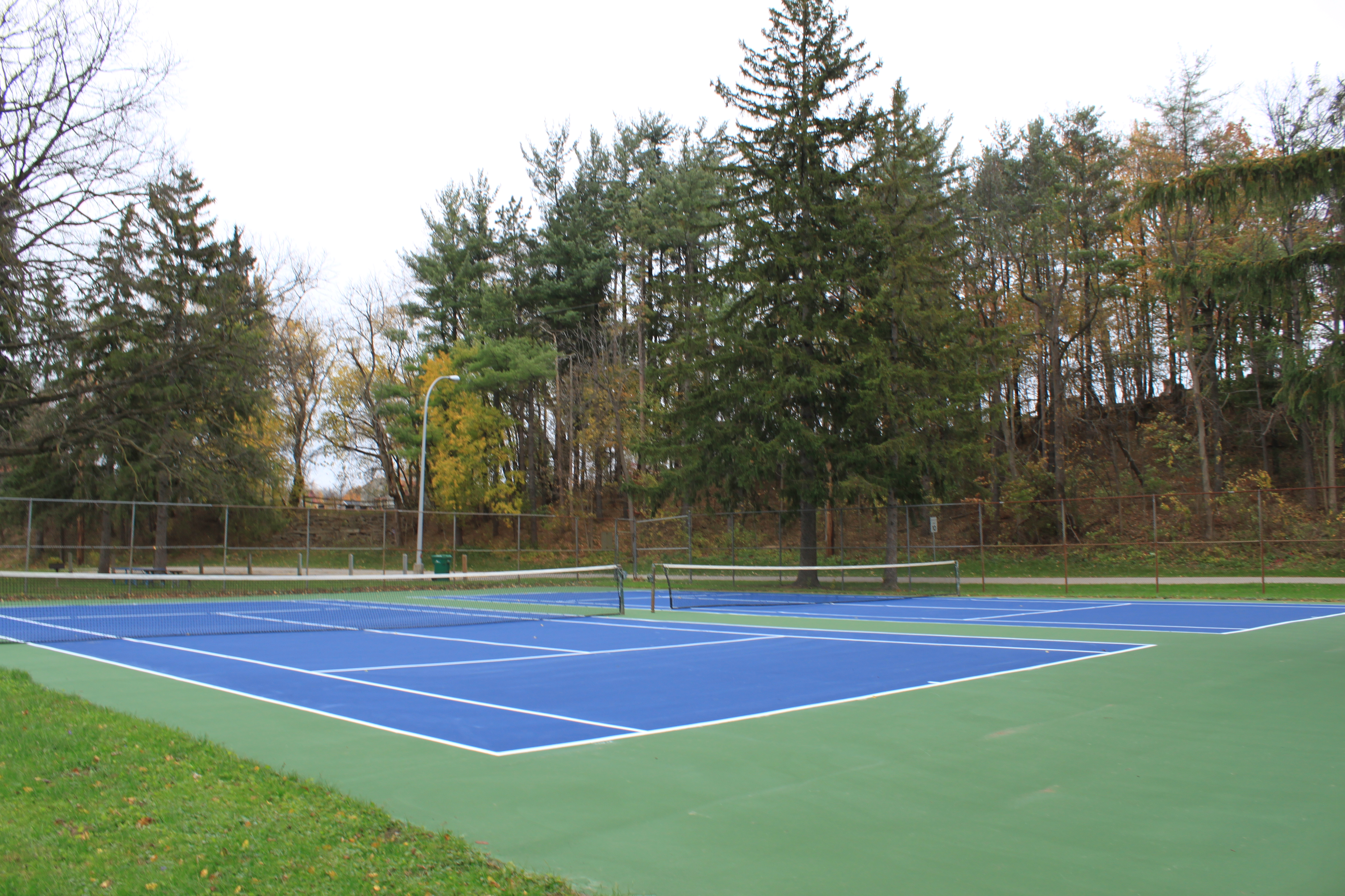https://www.islamnews.ru/wp-content/uploads/2016/07/Hardcourt_tennis_court_curtiss_park_saline_michigan.jpg