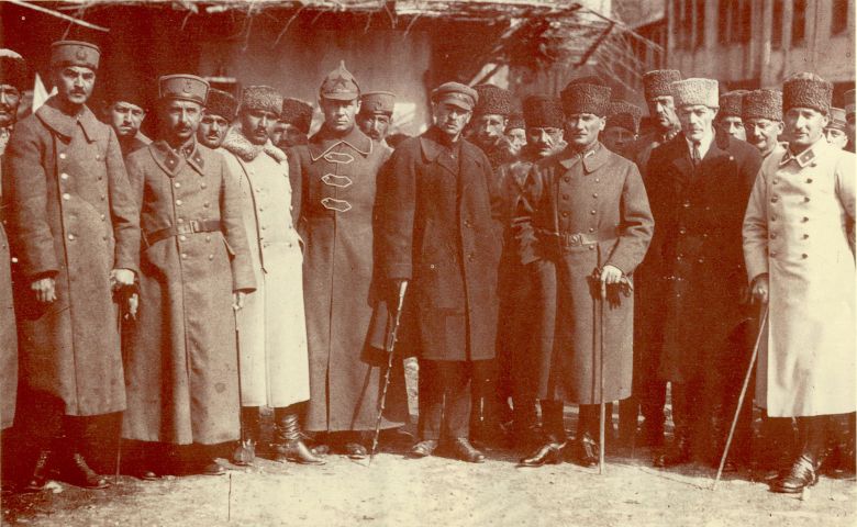 Собиралась ли Турция напасть на СССР?