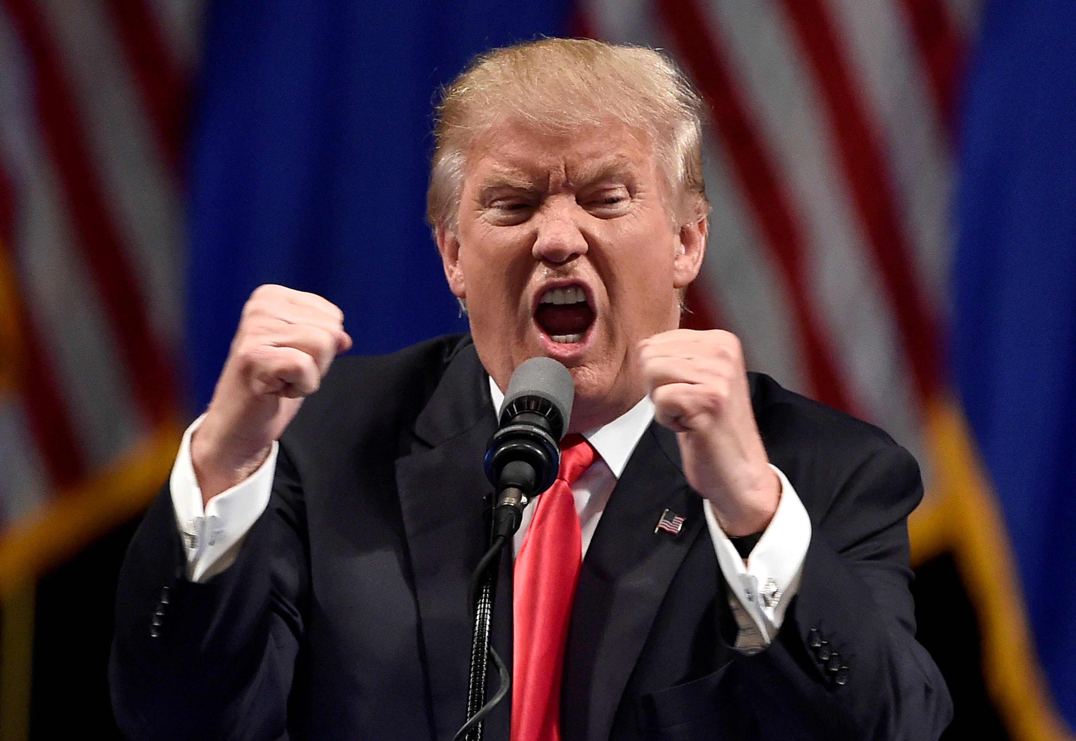 Трамп начал демонстрировать России «когти»