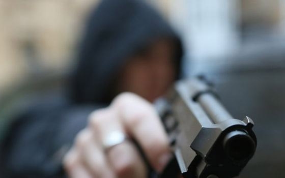 Неонацист атаковал приемную ФСБ в Хабаровске, убиты два человека