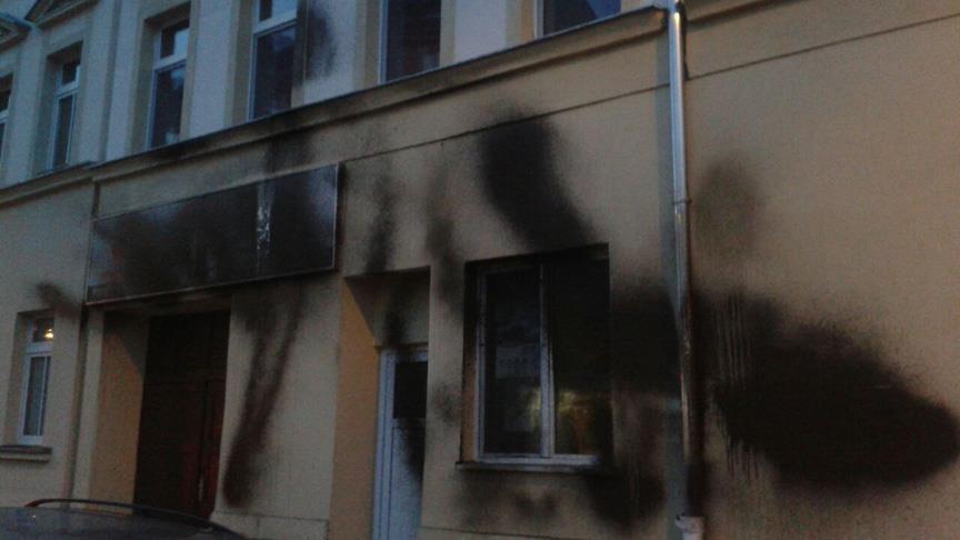 Вандалы Германии оскверняют мусульманские центры