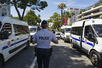 В Париже террорист пытался наехать на группу мусульман