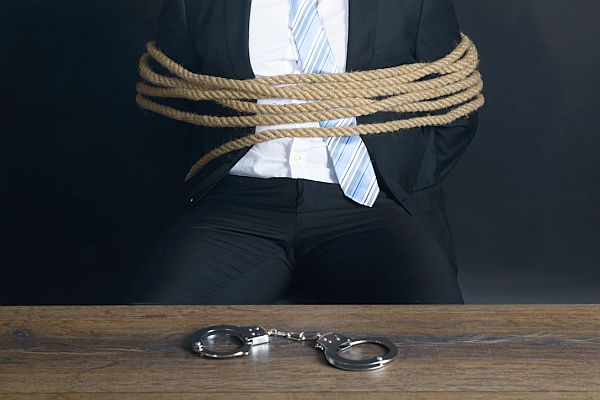 Жизнь дагестанского министра оценили в 70 миллионов