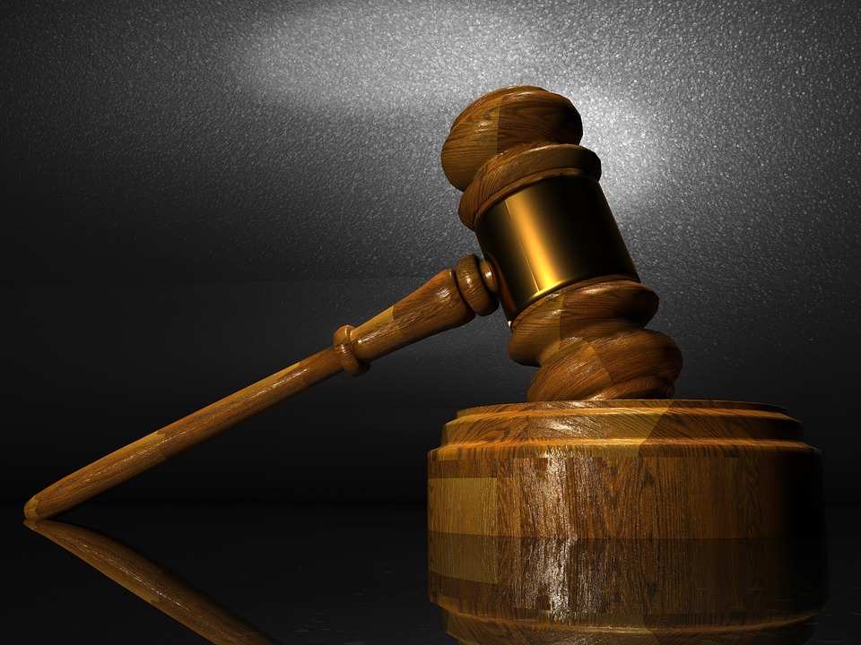 Главные плюсы помощи адвокатов для решения гражданских конфликтов