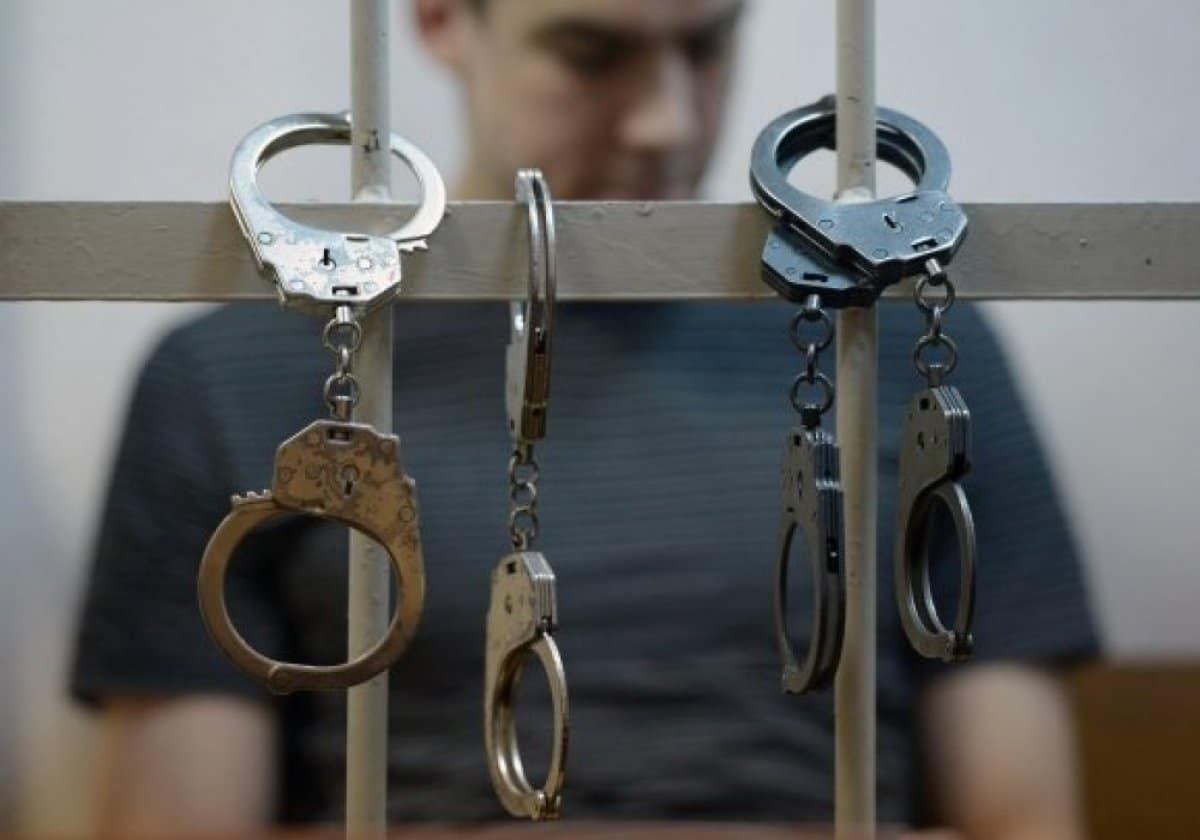 СКР сообщил о поимке в Петербурге разбойников и вымогателей из Чечни