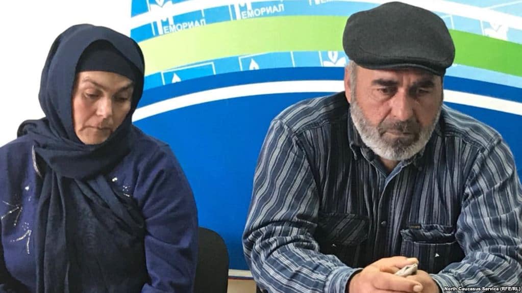 Отец убитых в Дагестане братьев-пастухов дал клятву перед выборами президента (ВИДЕО)