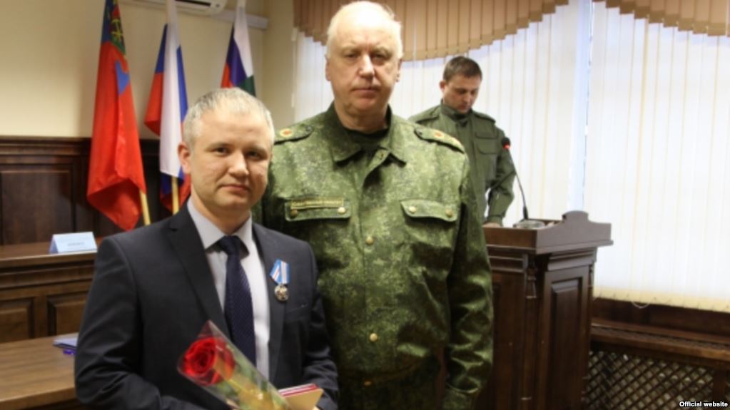 Глава СКР наградил таджика после обращения Соловьева