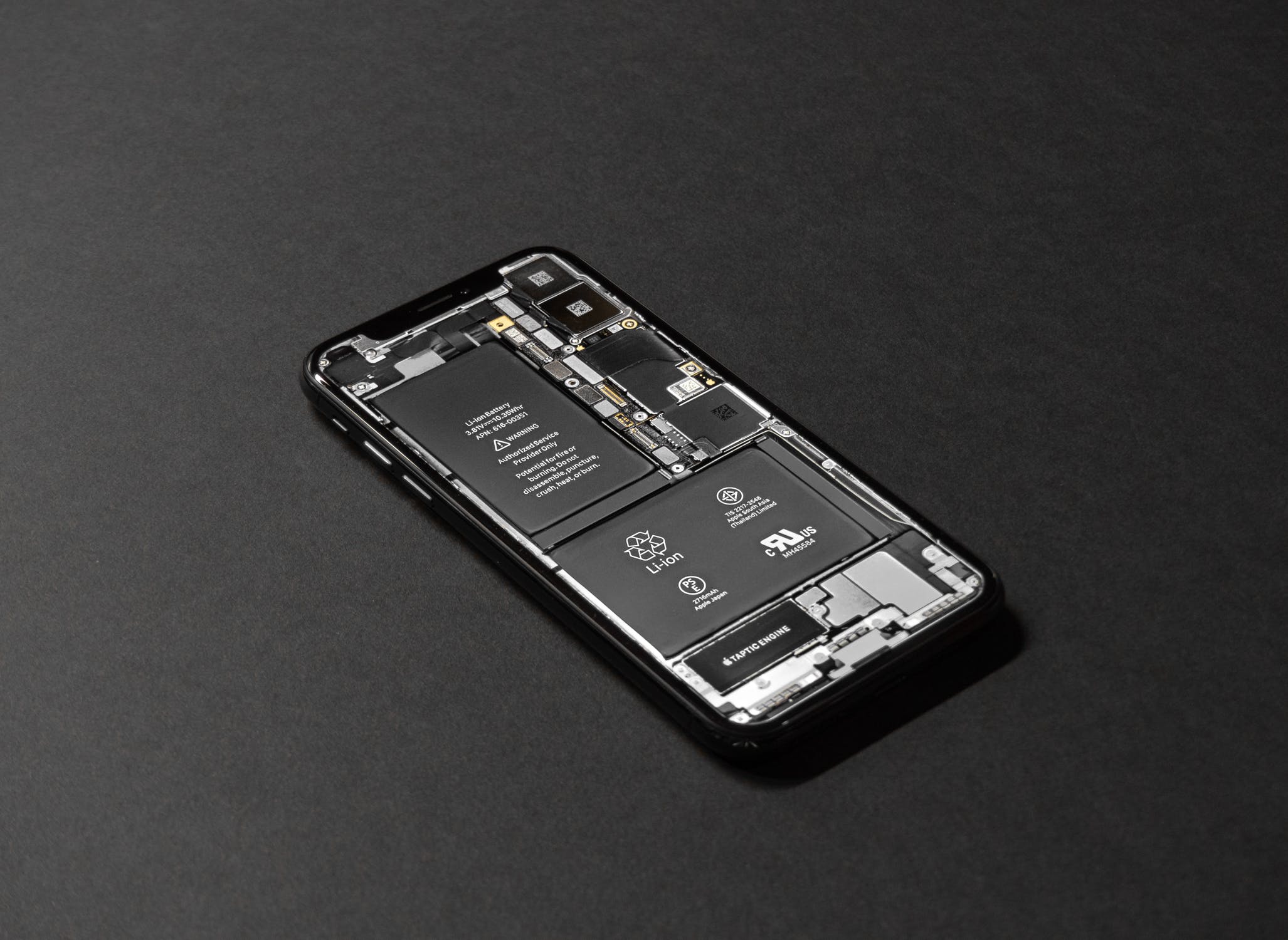 Нюансы ремонта смартфонов iPhone от Apple