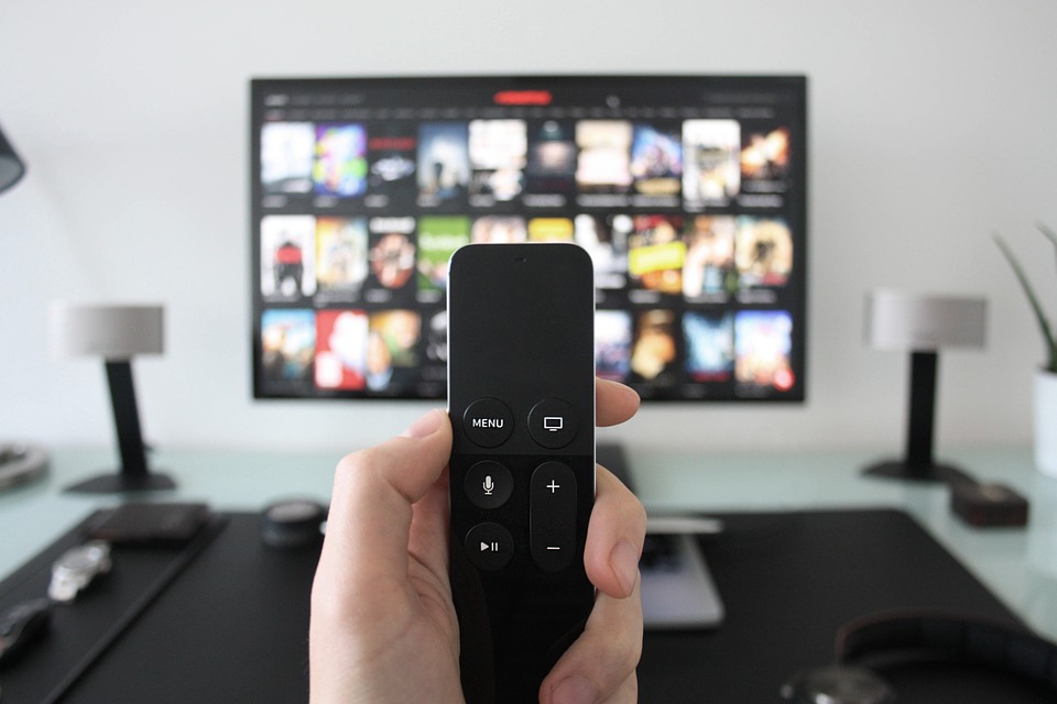 Причины большого количества любителей смотреть сериалы через Интернет