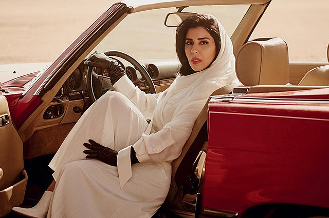 Саудовская принцесса бросила вызов консерваторам с обложки Vogue