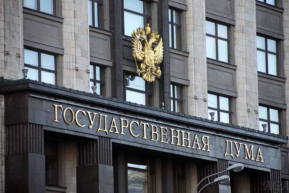 Чечня внесла в Госдуму поправки о трех президентских сроках подряд