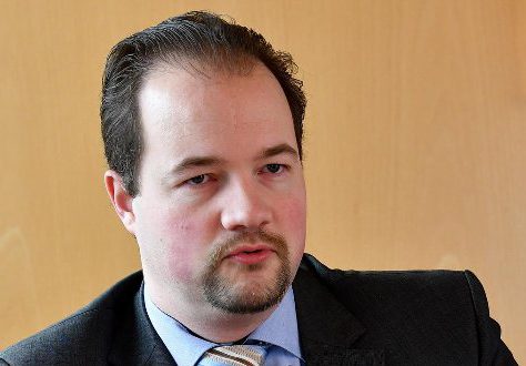 Политики-исламофобы соревнуются в скандальных инициативах по случаю Рамадана