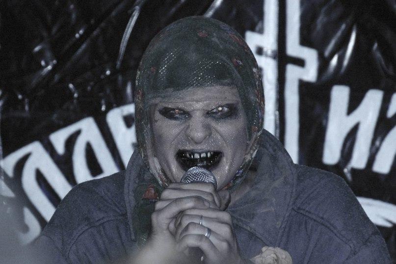 Треш-метал-группа исполнила на корпоративе РПЦ песню «Православным бог не указ»