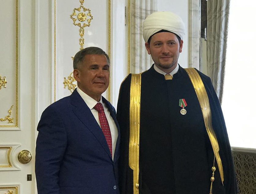 Дамир Мухетдинов награжден орденом за заслуги перед Татарстаном