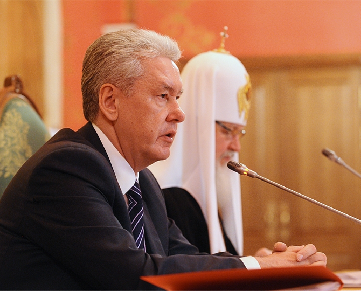 “Государственное дело”. Собянин рассказал о закупках Москвой “Православной энциклопедии”