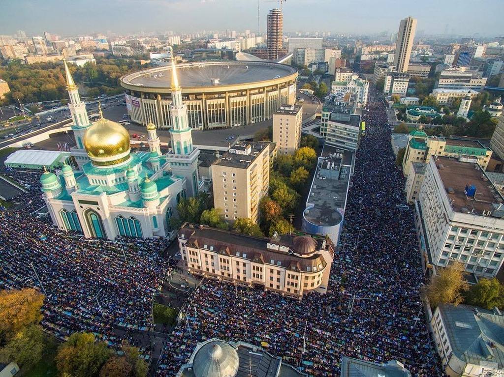 Мусульмане всего мира празднуют Ураза-байрам