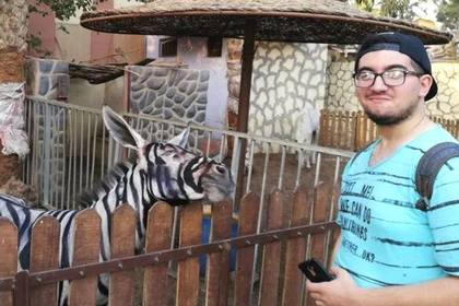 Школьник Махмуд поймал владельцев зоопарка на дерзком обмане