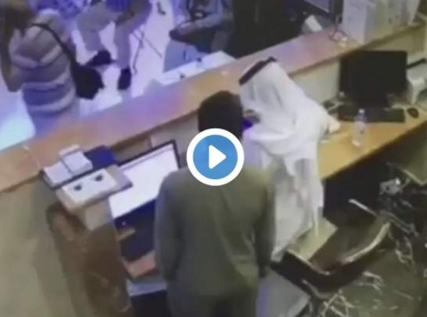 Саудовский клерк быстрее врачей спас жизнь турецкому паломнику (ВИДЕО)