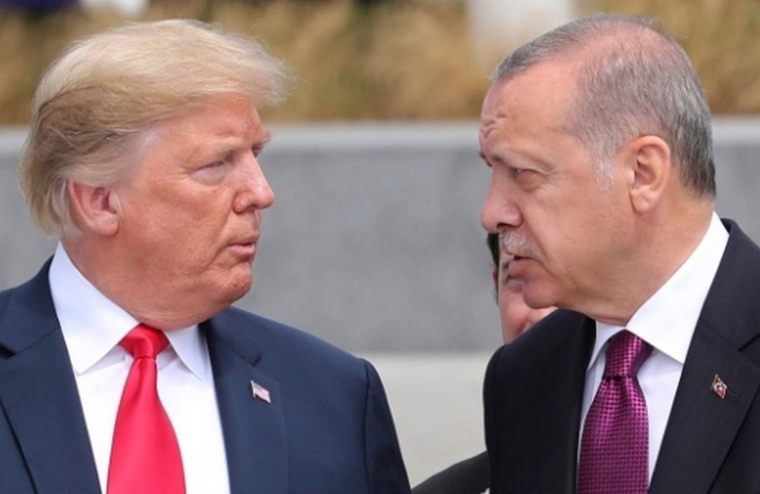 Эрдоган рассказал, как с Меркель поставил на место Трампа