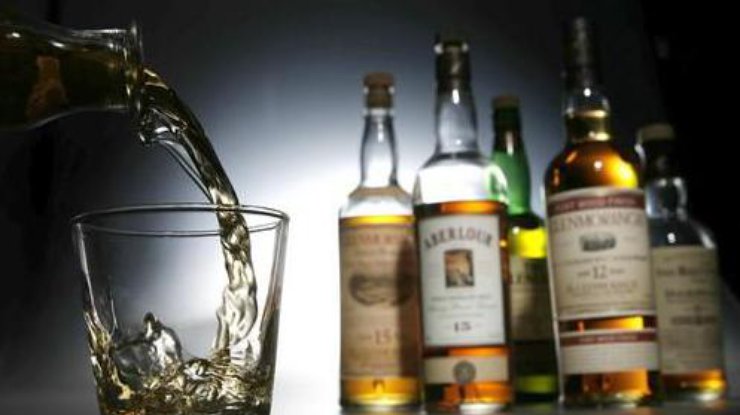 Алкоголь массово убил жителей Ирана