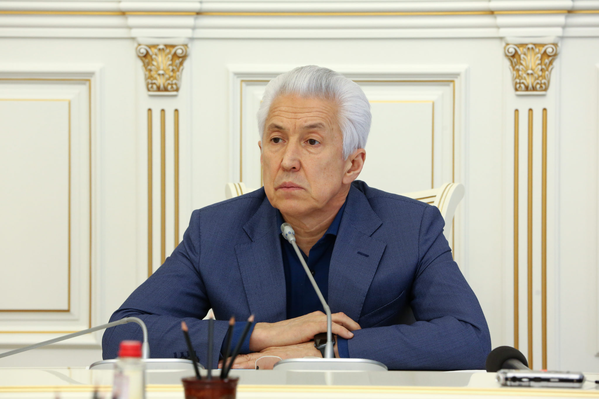 Дагестанцы должны больше платить налогов, считает Васильев