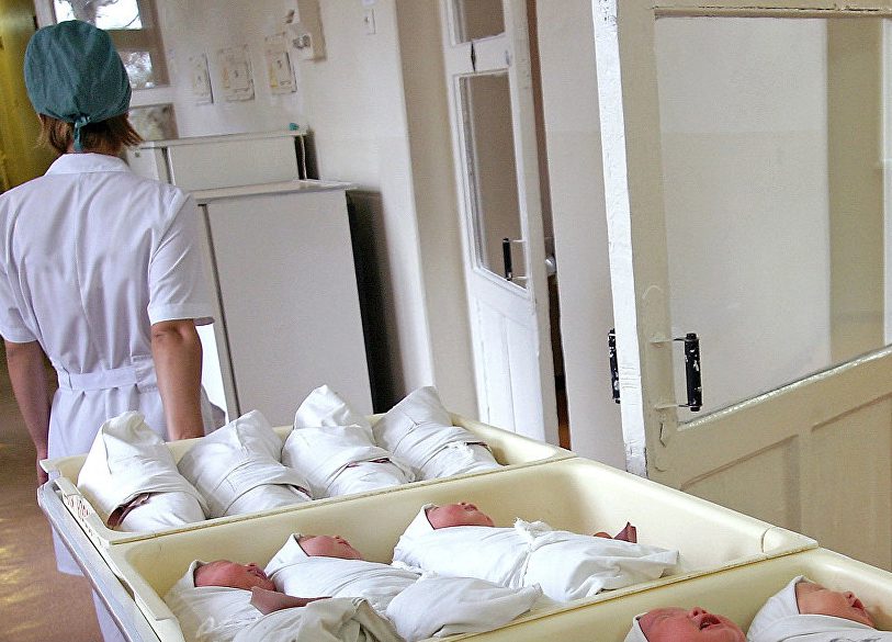 Семьи в мусульманских регионах могут не получить льгот на раннего первенца