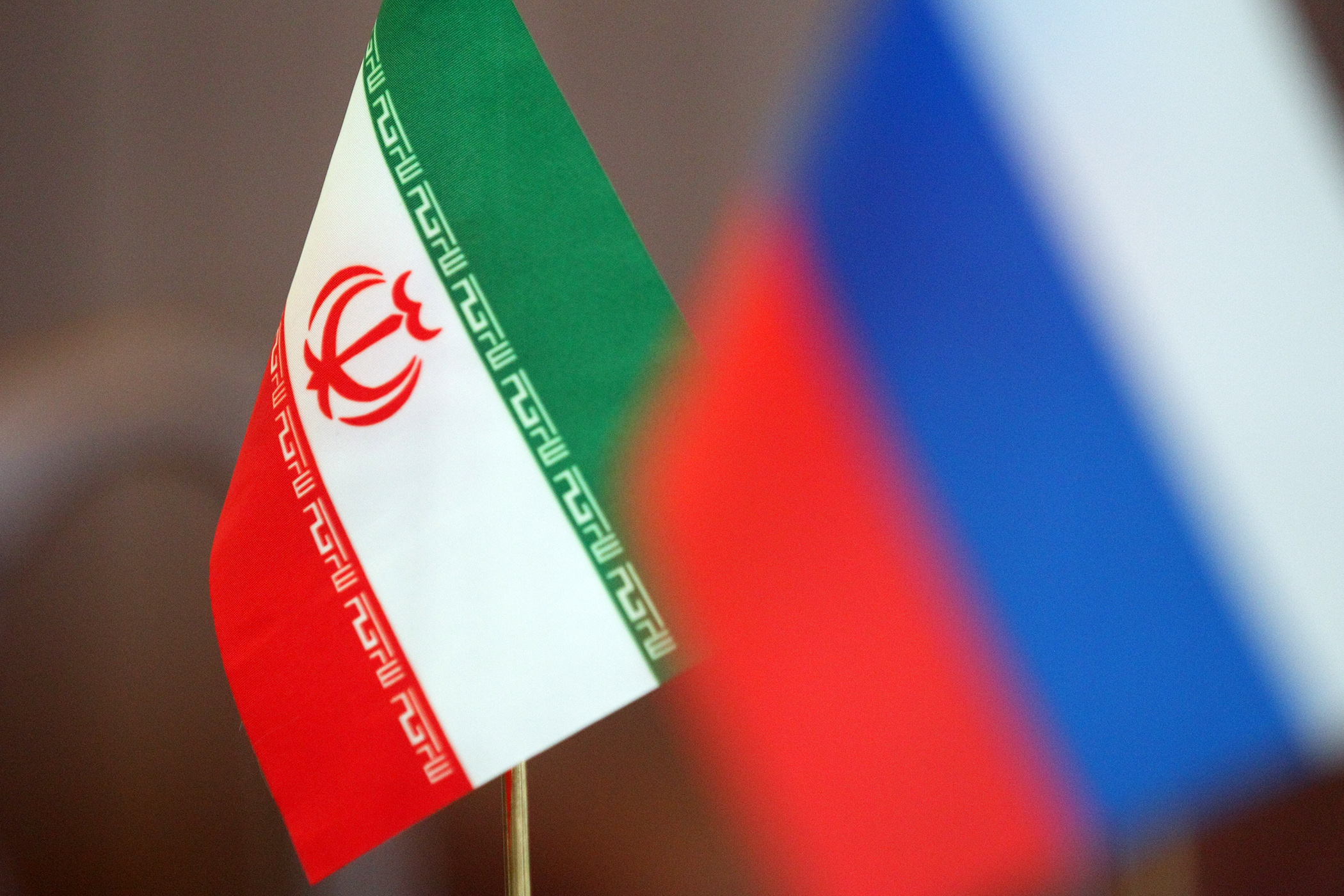 СМИ узнали о страхе США перед возможной сделкой России и Ирана
