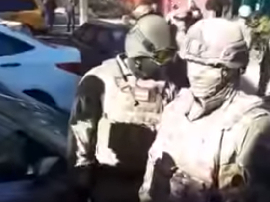 Вооруженные “зеленые человечки” совершили облавы в мечетях Подмосковья