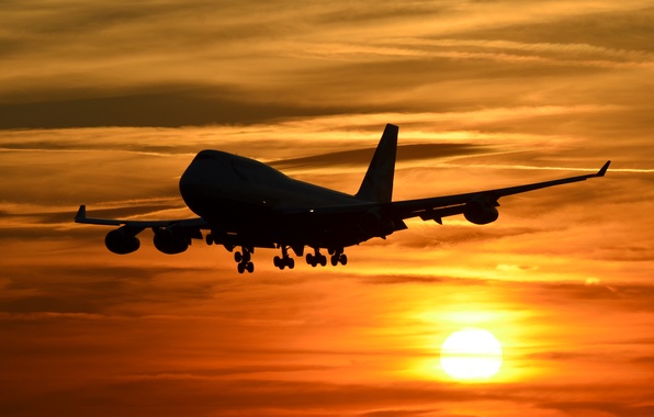Опубликовано видео с места крушения Boeing в Индонезии, погибло около 200 человек