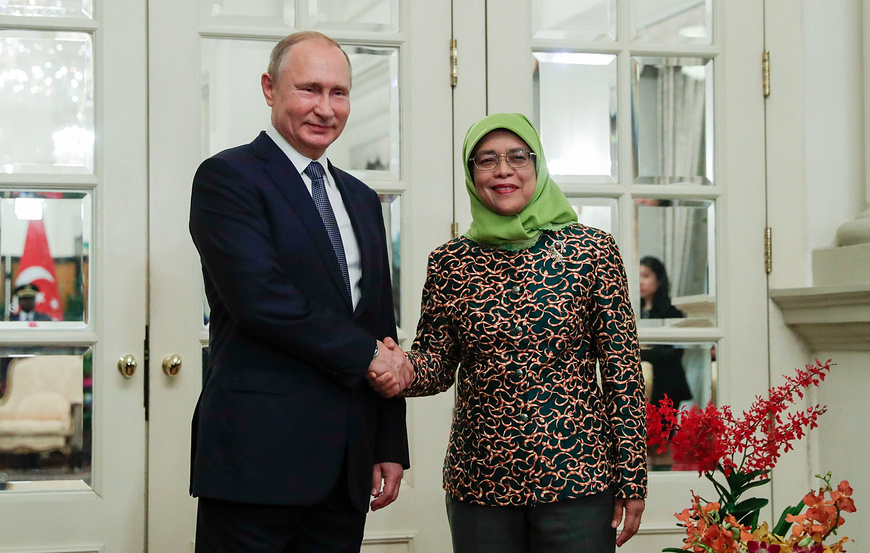 Путин отобедал с Халимой Якоб