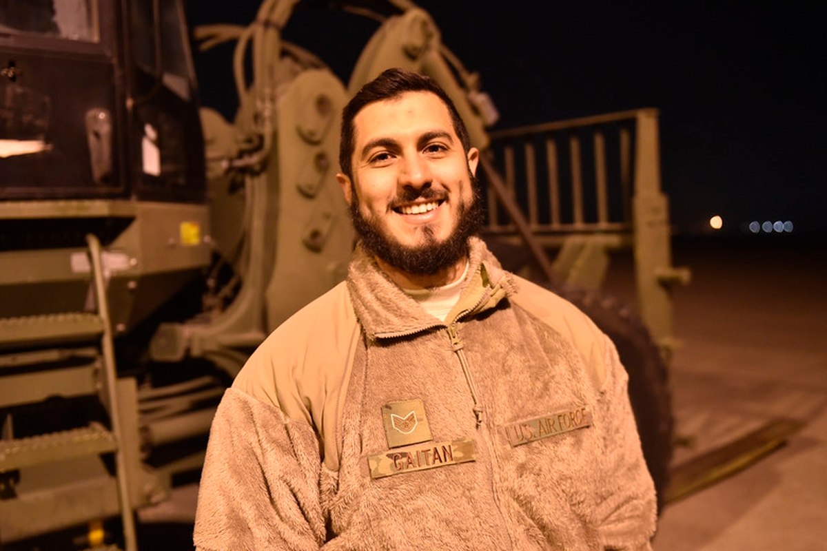 ÐоеннÑй леÑÑик пÑинÑл иÑлам и ÑеÑил оÑÑаÑÑиÑÑ Ð±Ð¾ÑÐ¾Ð´Ñ â Ñем вÑе законÑилоÑÑ?