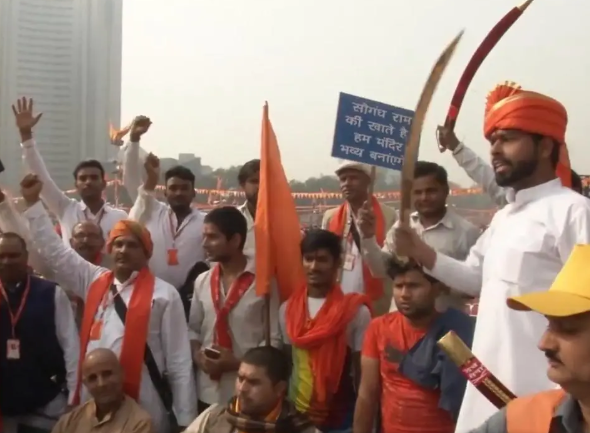 ÐÑизÑÐ²Ñ Ðº ÑноÑÑ Ð³Ð»Ð°Ð²Ð½Ð¾Ð¹ меÑеÑи Ðндии ÑокиÑовали обÑеÑÑвенноÑÑÑ